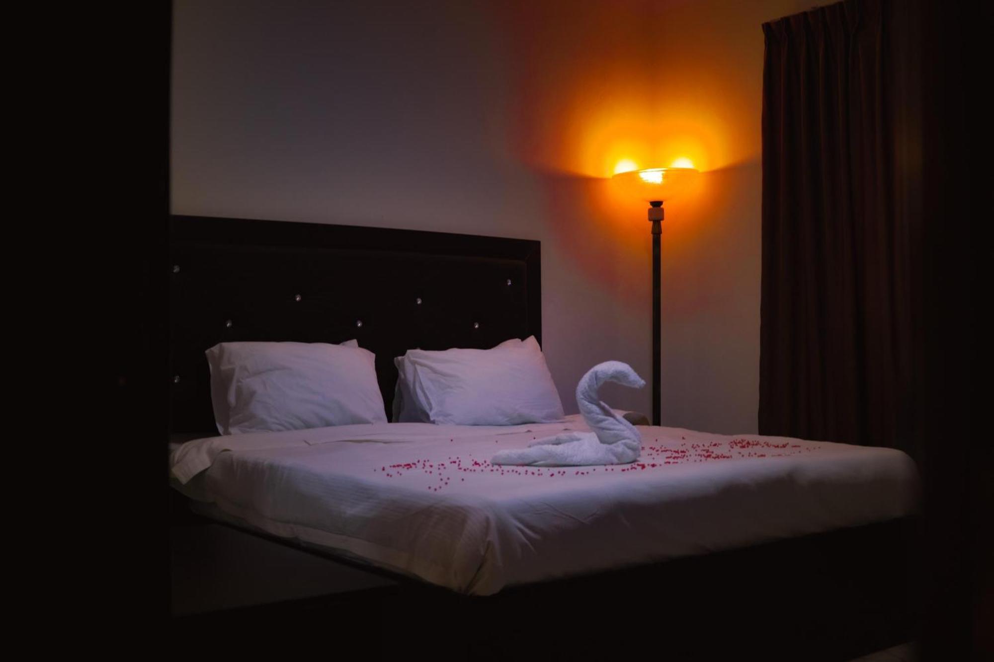 Plaza View Hostel Aţ Ţayyibah エクステリア 写真